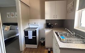 #4 Waddell Studio Apartment